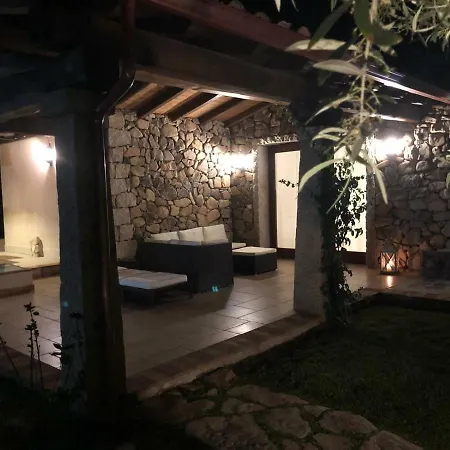 Dante كاستياداس